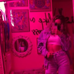 Meet your Posher, Melanie